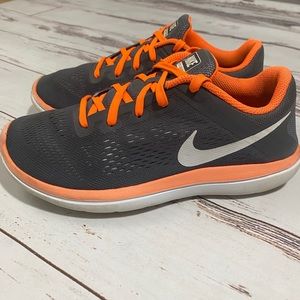 Toddler Boy Size 9 Navy Blue Orange Sneakers Trainers Athletic Shoes GAP Baby